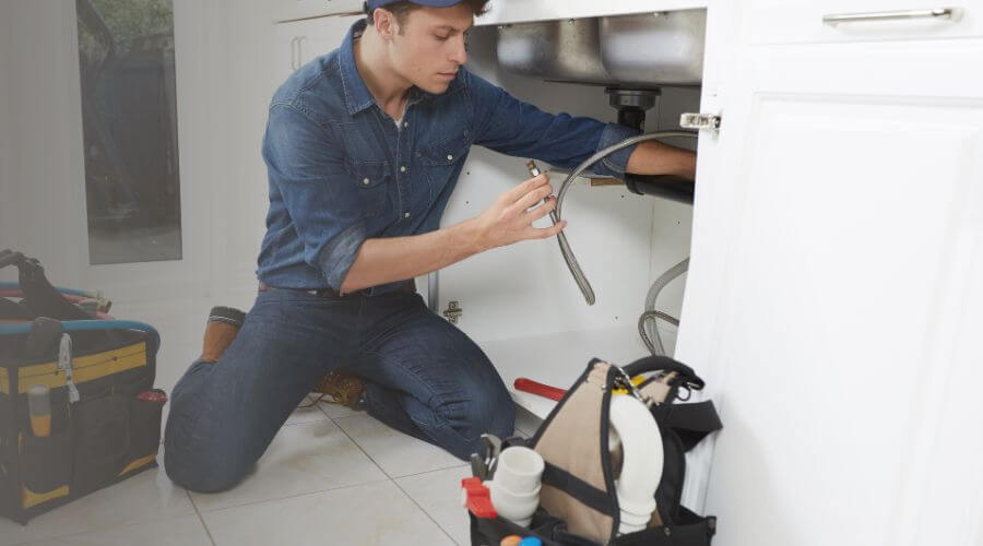 Local water heater installation in Tiffin, IA